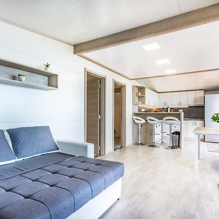 بيت للعطل Mobile Rock Rose 2 تكون