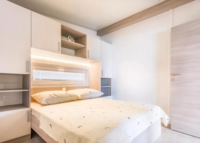 Mobile Rock Rose 2 *