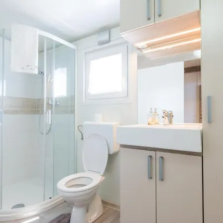 Mobile Rock Rose 2 * Tkon